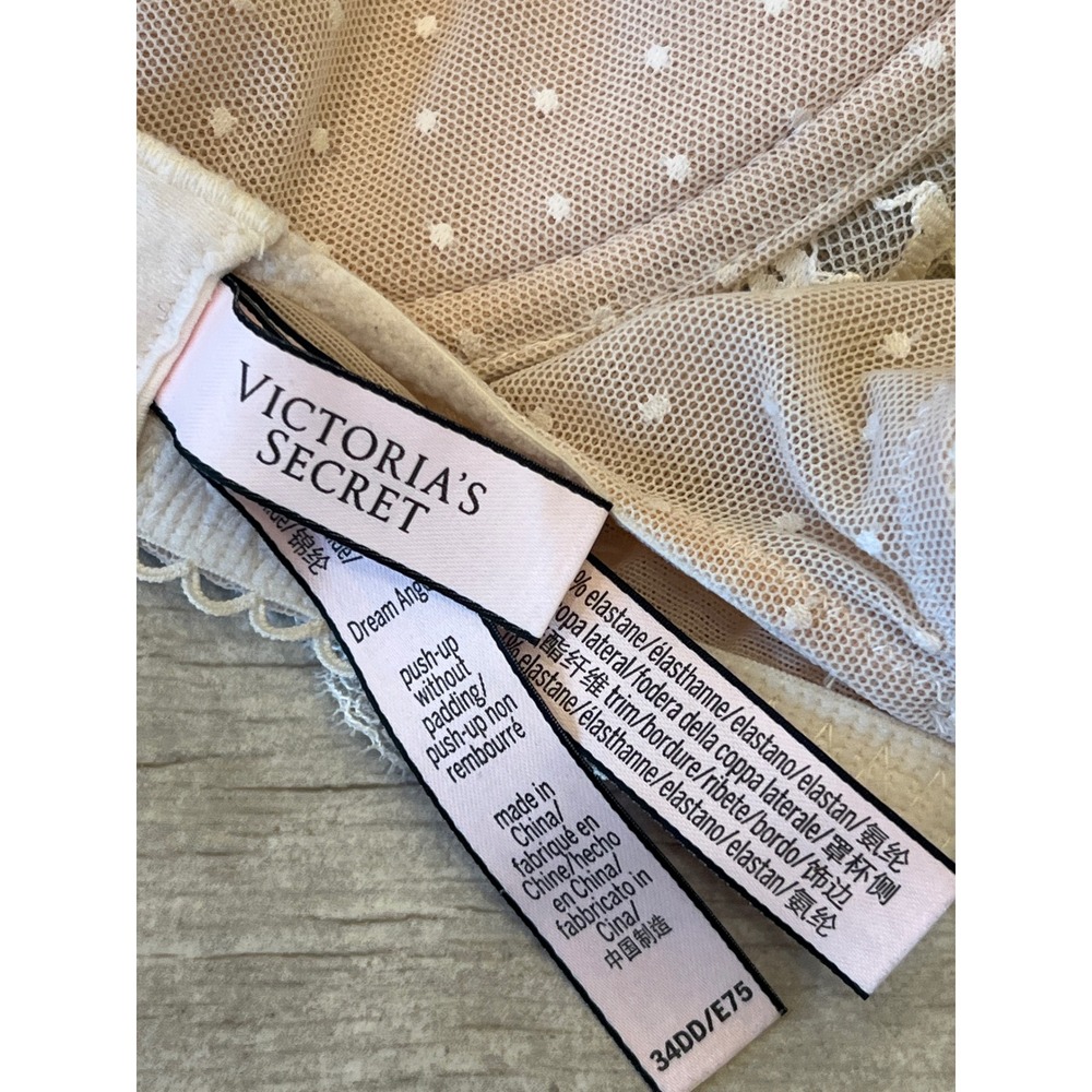 Victoria's Secret Dream Angels‎ Lace Push-Up Without Padding 34DD Point d'Esprit